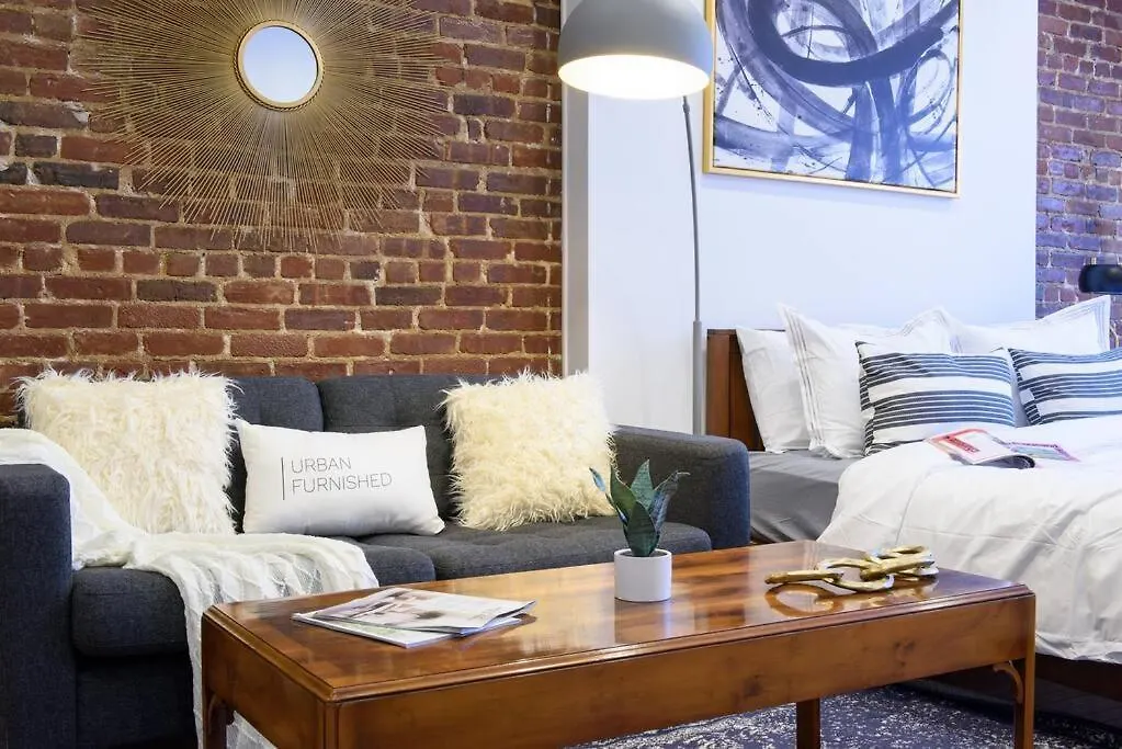 83-3W Ues Central Park Newly Furnished Xl Studio New York Appartement